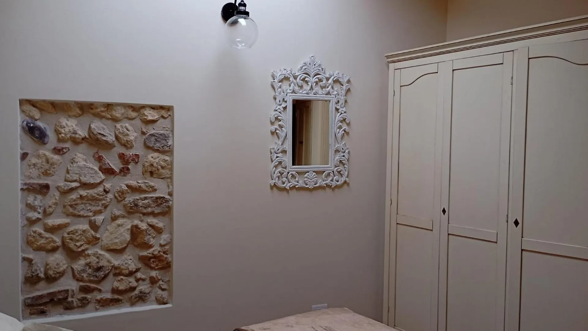 Charme Domus San Carlo Apartment Verona